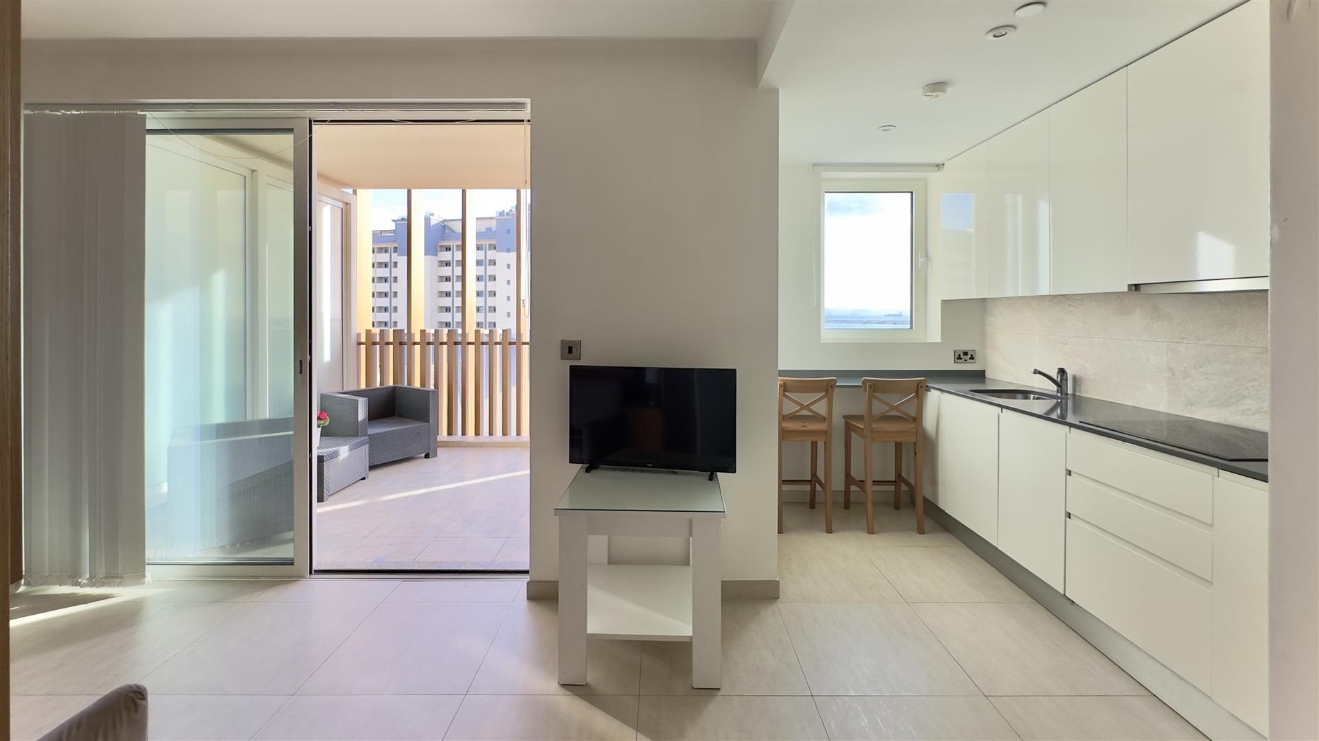 Image of Apartment - 1 Bathrooms for Sale in West One, Eurotowers-Gibraltar, Image 6